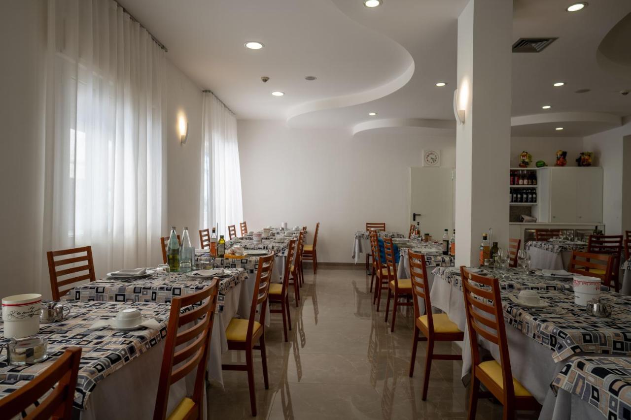 Hotel Eraclea Lido di Jesolo Exterior foto